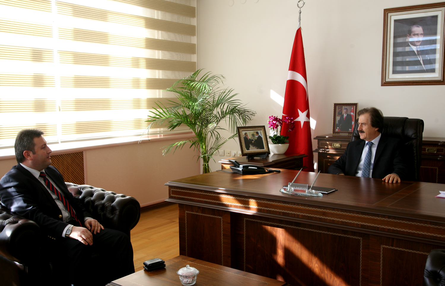 ORAN'DAN, REKTÖRÜMÜZE ZİYARET