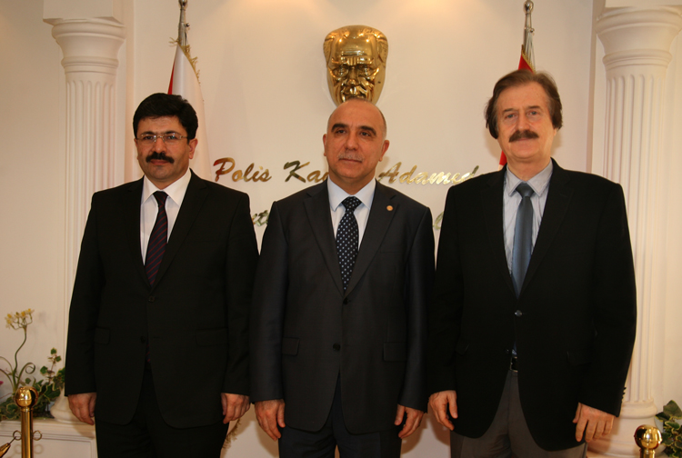 REKTÖRÜMÜZDEN, EMNİYET MÜDÜRÜNE ZİYARET