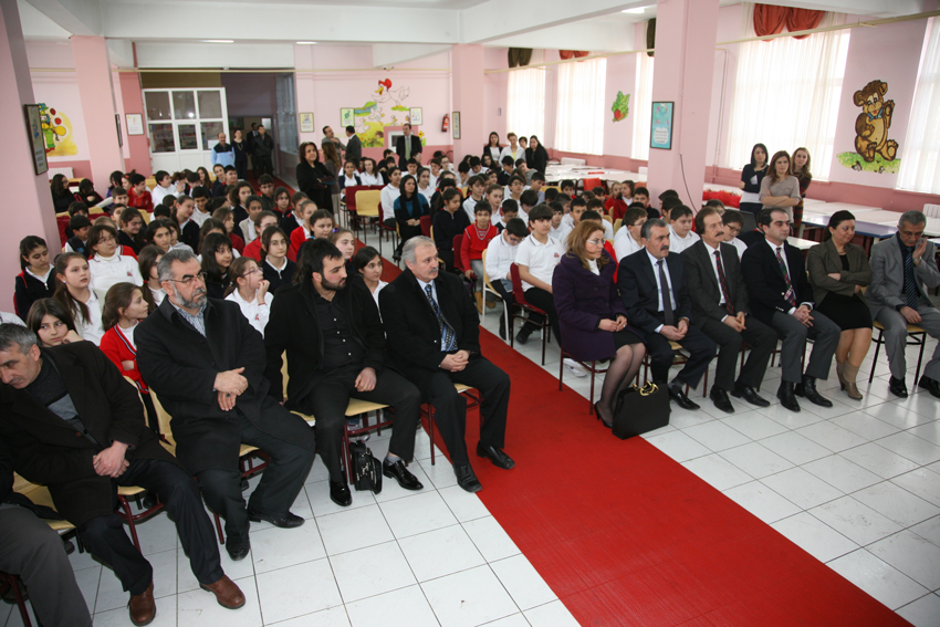 İŞADAMINDAN ANLAMLI BAĞIŞ